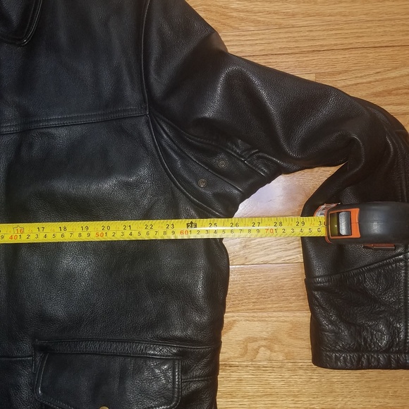 Large Men's Tommy Hilfiger Leather Coat - Picture 6 of 8